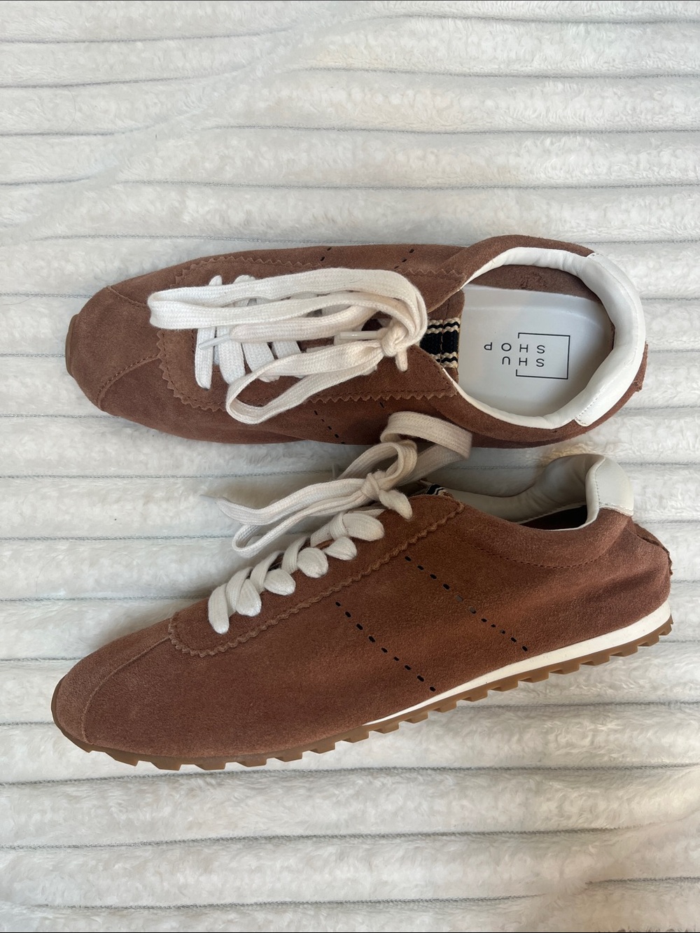 NWOT SHU Shop leather sneaker size 9